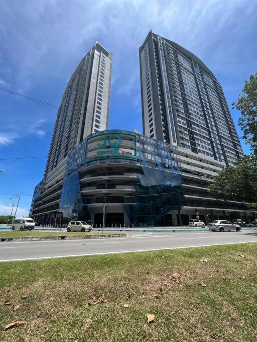 Jq Tower2 Jy Home - Mt Kinabalu View And Seaview, Contactless Self Check-In, Free Wifi Kota Kinabalu Exterior photo